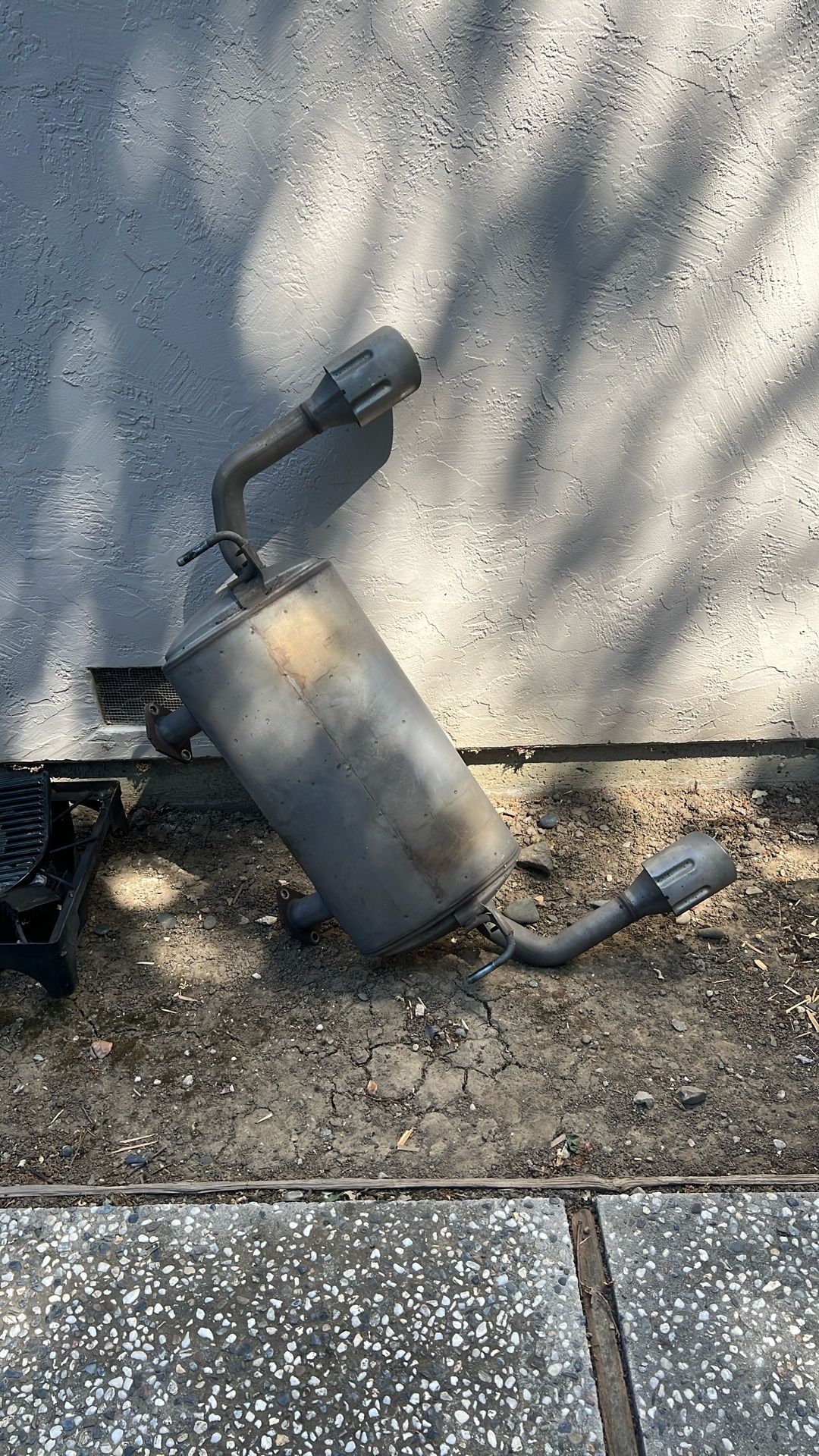 2014 Infiniti Exhaust Muffler