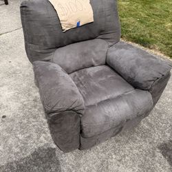 Recliner 