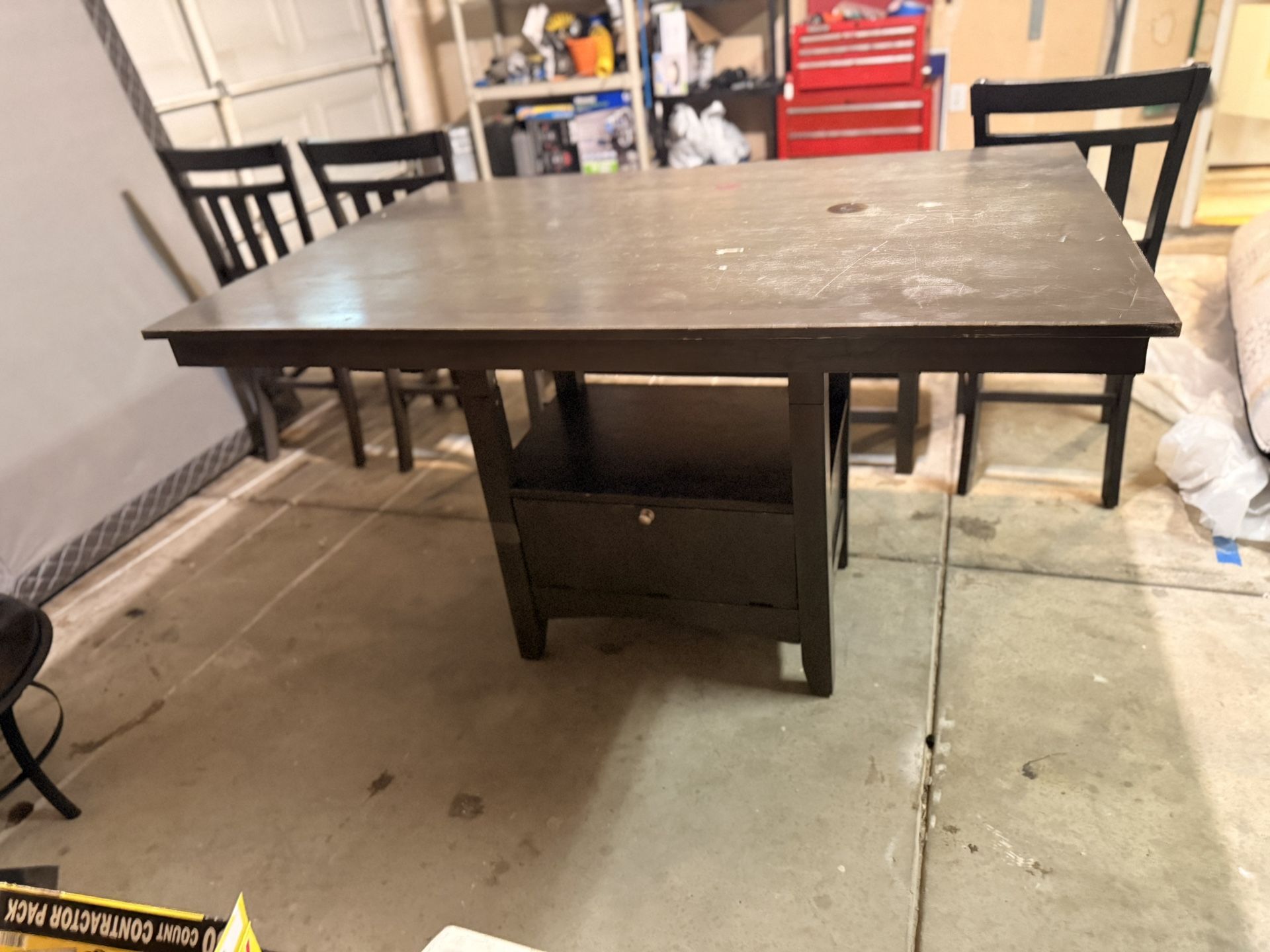 Dining Table 20 Bucks