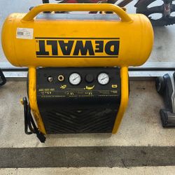 Dewalt Compressor