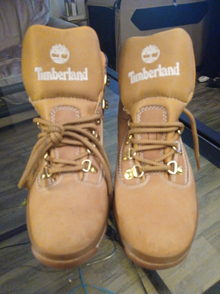 Timberland Mens Chucka Boots SIZE 8