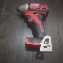 Milwaukee  impact m18