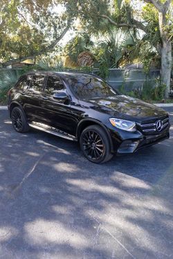 2019 Mercedes-Benz GLC 300