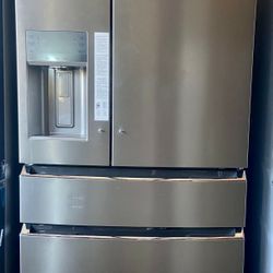 FRIGIDAIRE-GALLERY-26.3 cu. ft. 4-Door-French-Door-Refrigerator-in-Stainless-Steel-Counter-Depth