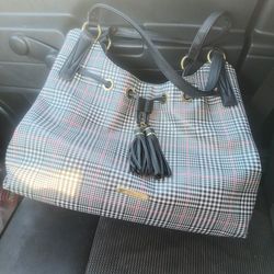 Brand New Liz Claiborne Purse  25 Dollars Final Price