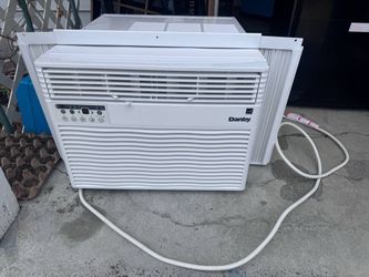 Danby Window Air Conditioner 12,000 BTUs