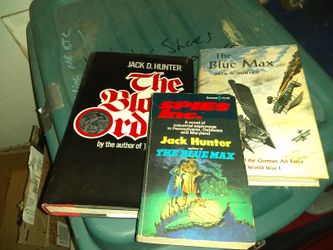 WWI N II BOOKS Jack Hunter