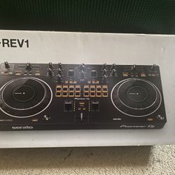 PioneerDDJ-Rev1  Performance Dj Controller 