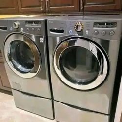 LG Washer And Dryer Set 