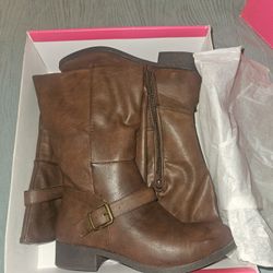 Shoedazzle Boots 