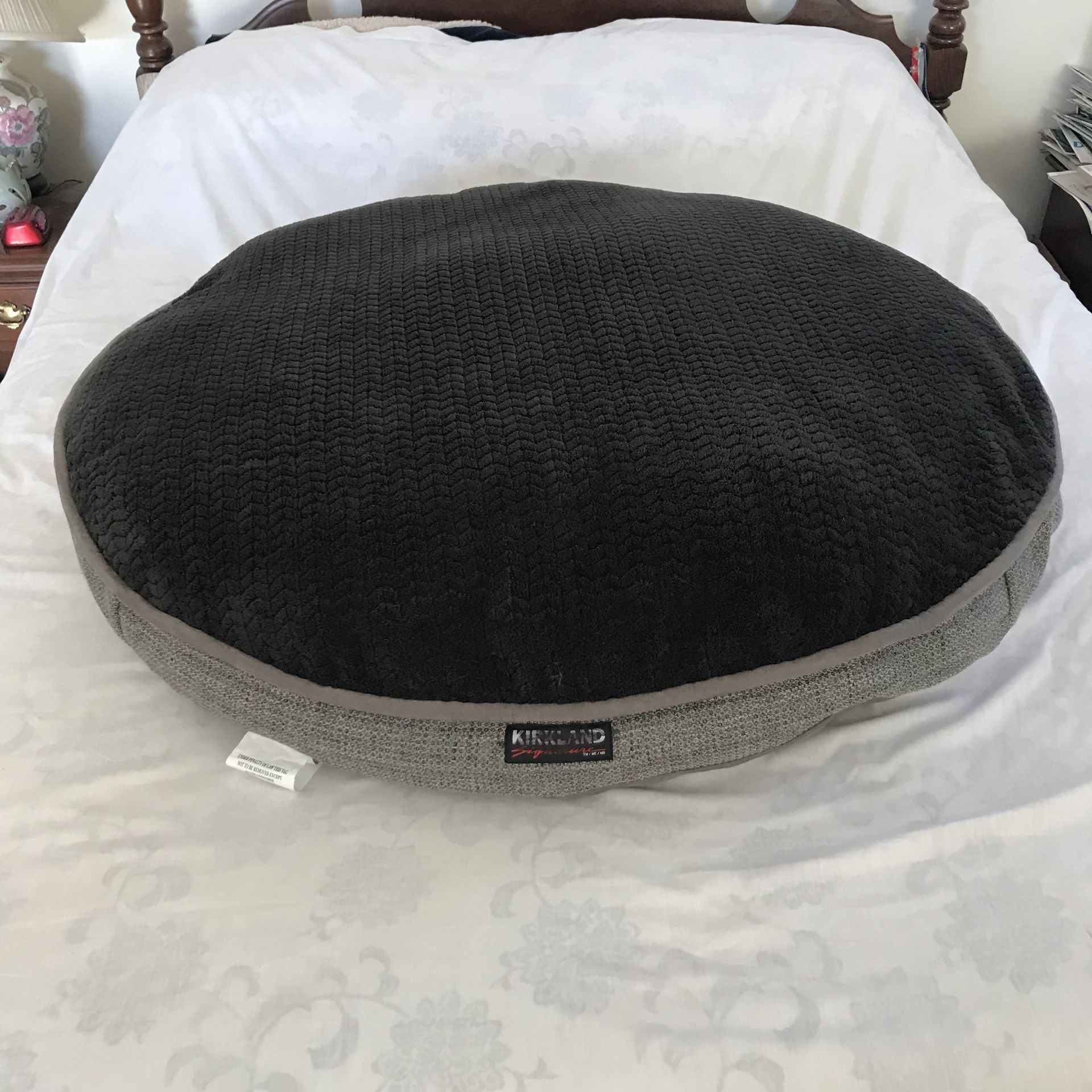 Dog Bed, Kirkland 42" Round