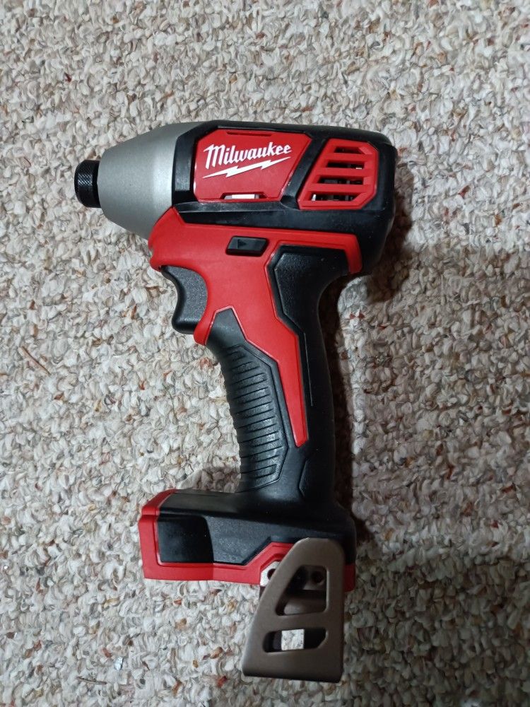 Milwaukee Impact Driver 