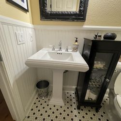 Kohler Pedestal Sink Memoirs Collection W/ Delta Chrome Faucets