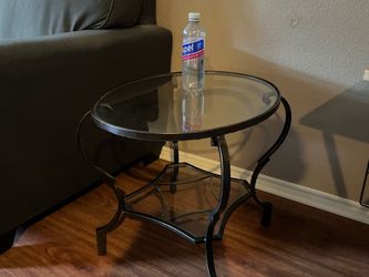 metal round end table