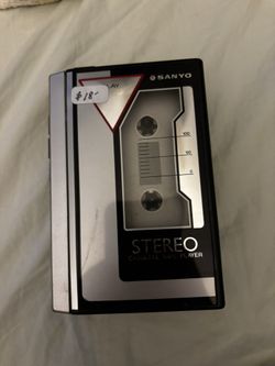 Sanyo  Cassette Tape Walkman Vintage.