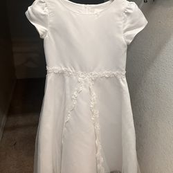 Girls White Flower/Christening Dress