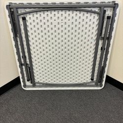 Mesa Cuadrada De 3ft 