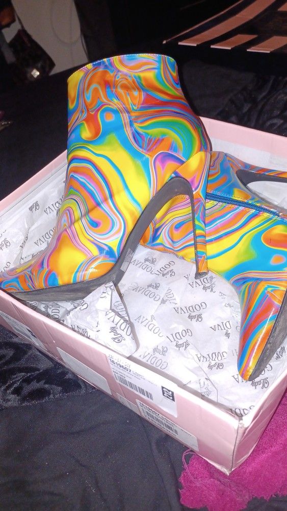 Multi Swirl Ankle Boot Size 10