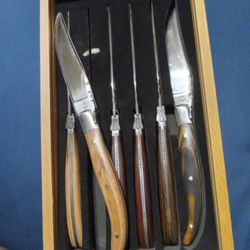 LAGUIOLE  STEAK  KNIVES  - 6