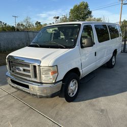 2011 Ford E-350