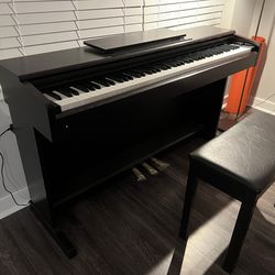 Yamaha Arius YDP144