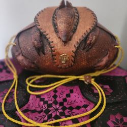 Armadillo Purse W/straps