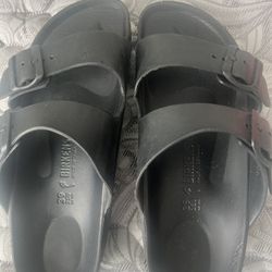 Children’s black Birkenstocks