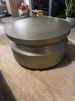 West Elm Dusk Hammered Metal Round Coffee Table (Discontinued) need gone ASAP