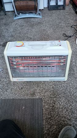 Heather  Electric Portable, Very Fast Heat, On Picture You Can See Red Hot, Feel The Heat Right Away, Working Great No Issues.