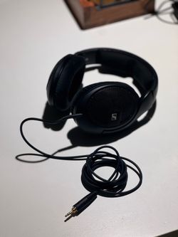 Sennheiser HD560S Open-Back Headphones