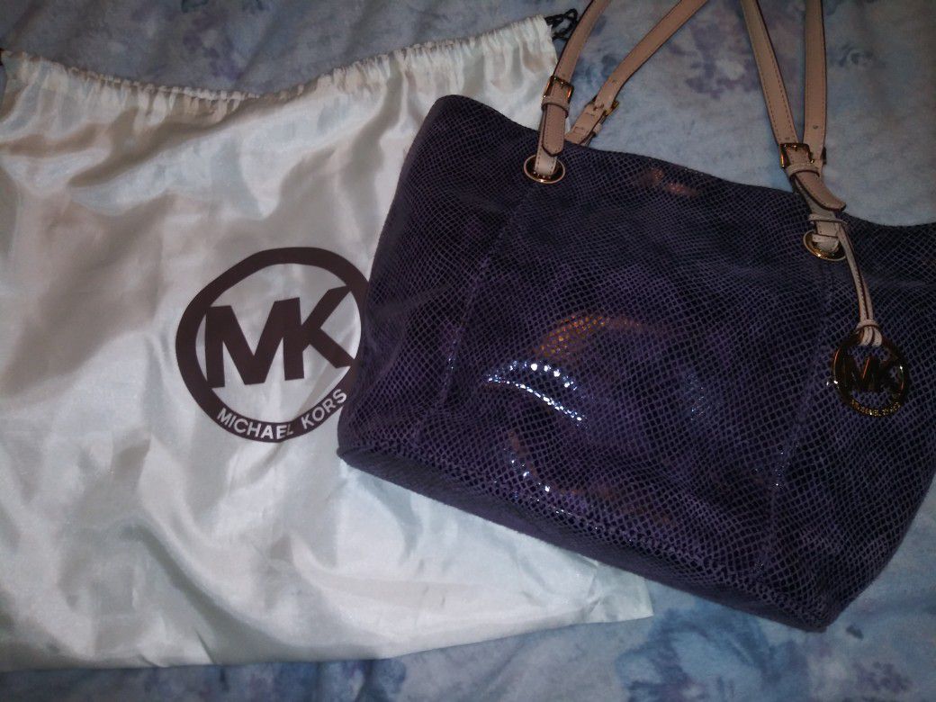 Georgous MK purple suede snake print leather purse