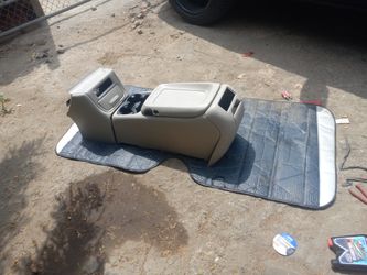 Tahoe Center Console