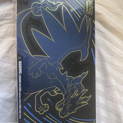 Mega Charizard X ex Ultra Premium Collection