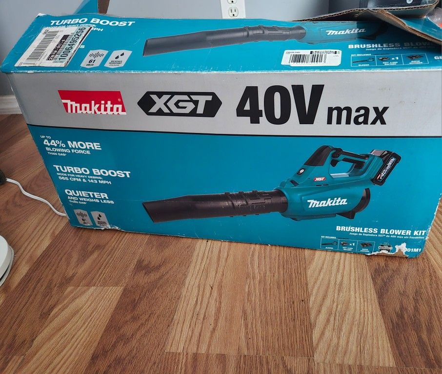 Makita XGT 40V Max Blower
