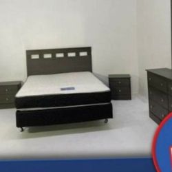 Queen Bedroom Set