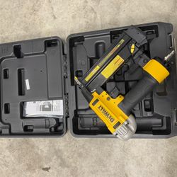 New Dewalt 18 Ga Nailer 