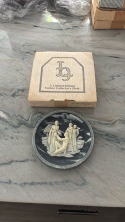Collector Plate - Judgment of Pais