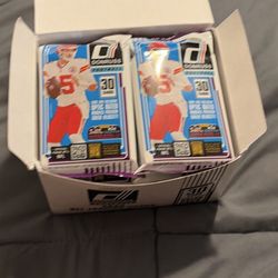 Donruss Football NFL trading Cards Value Pack 