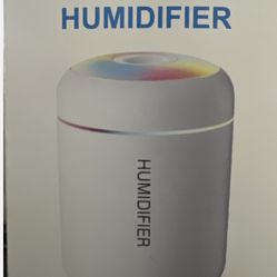 H09 Mini Essential Oil Aroma Humidifier with Color-Changing Function