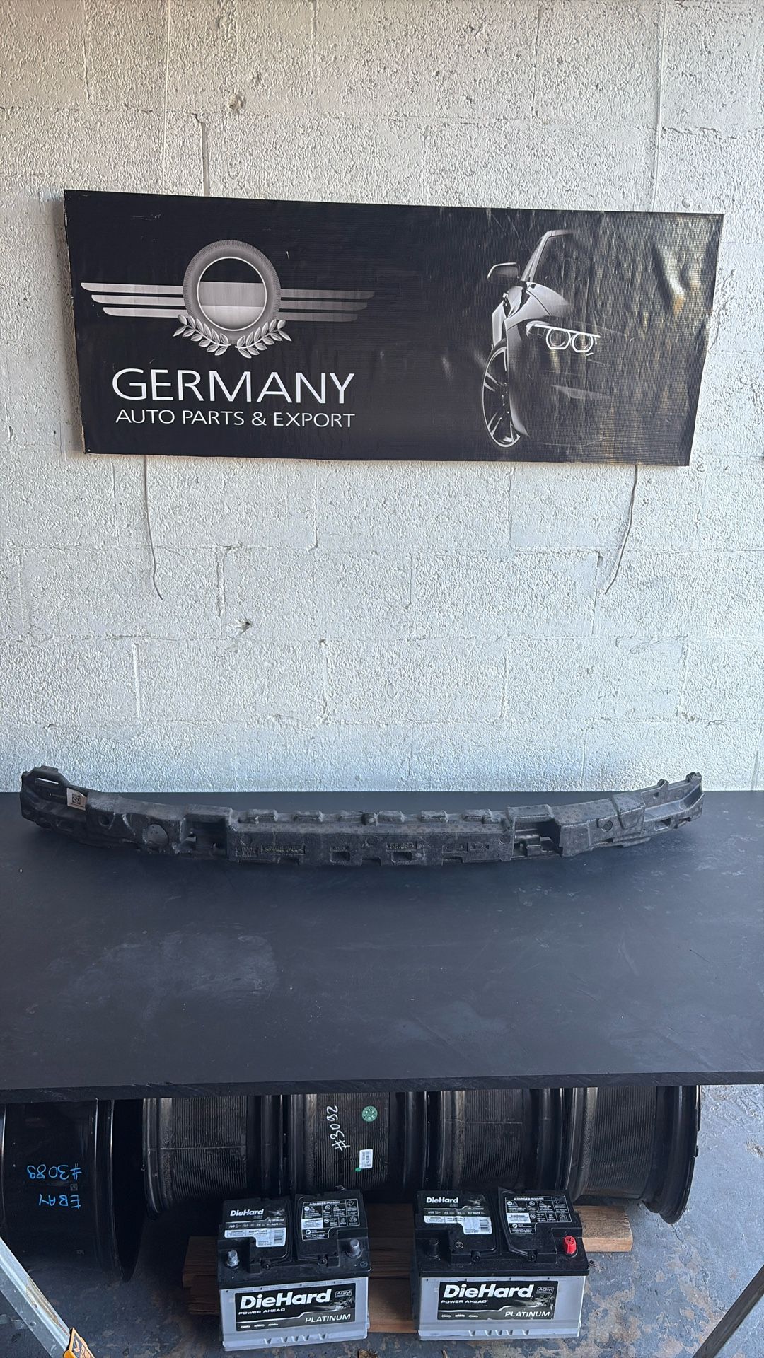  BMW G20 Front Bumper Absorber  MSP. Oem