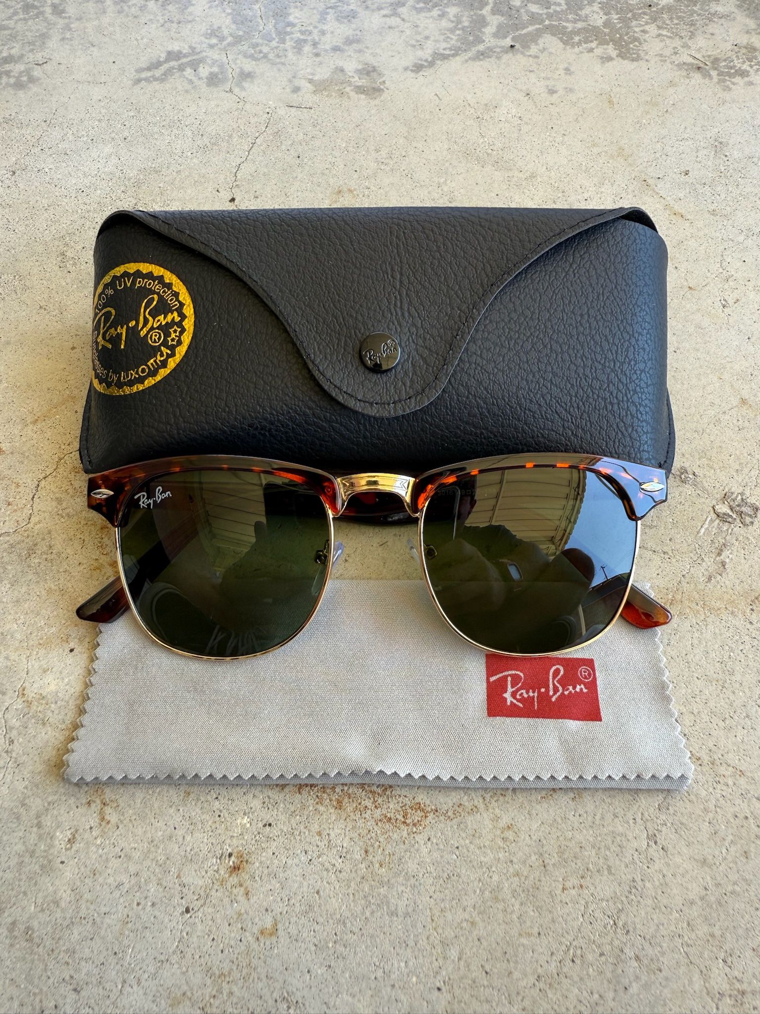 Rayban Clubmaster Sunglasses Gold Frame Tortoise Shell Frame RB3016 Ray-ban