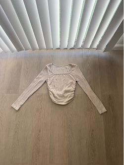 Cream ribbed long sleeve crop top