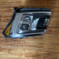 Ford Expedition OEM left side headlights 2020 (Used, nothing broken) Halogen