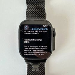 Apple Watch Ultra 2 (GPS+Cellular) 49mm Titanium Case Black Titanium Milanese Loop, Medium, Black