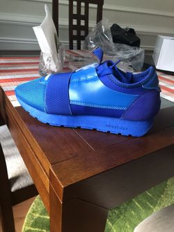 Unisex Sneakers