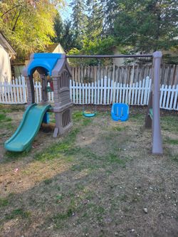 Outdoor playset