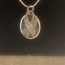 Vintage Sterling Silver Black Onyx Marcarsite Pendant 20” Chain