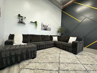 Sectional Couch - Free Delivery