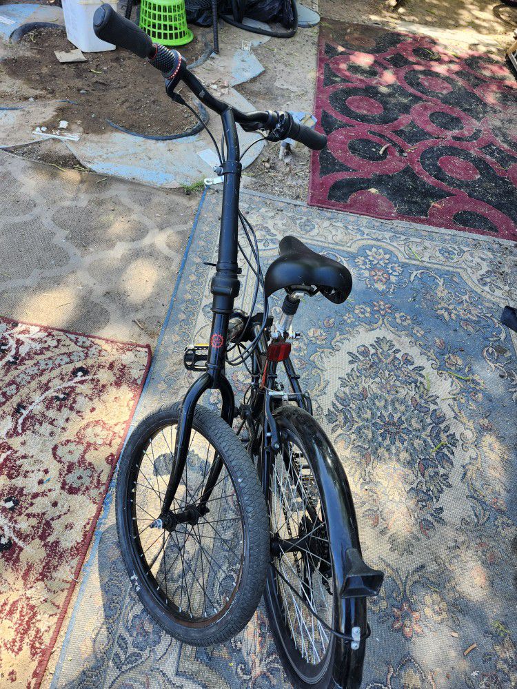 Bike ADVENTURER20INCH FOLDING VERY GOOD TIRES AND NEW TUBES WORK PERFECT 