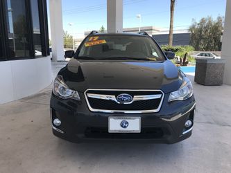 2017 Subaru crosstrek 2.0i premium (only 13k miles !!!)